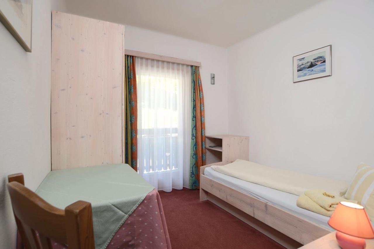 Landhaus Alpenrose - Feriendomizile Pichler Heiligenblut Bagian luar foto