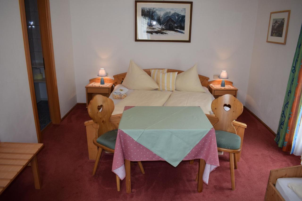 Landhaus Alpenrose - Feriendomizile Pichler Heiligenblut Bagian luar foto