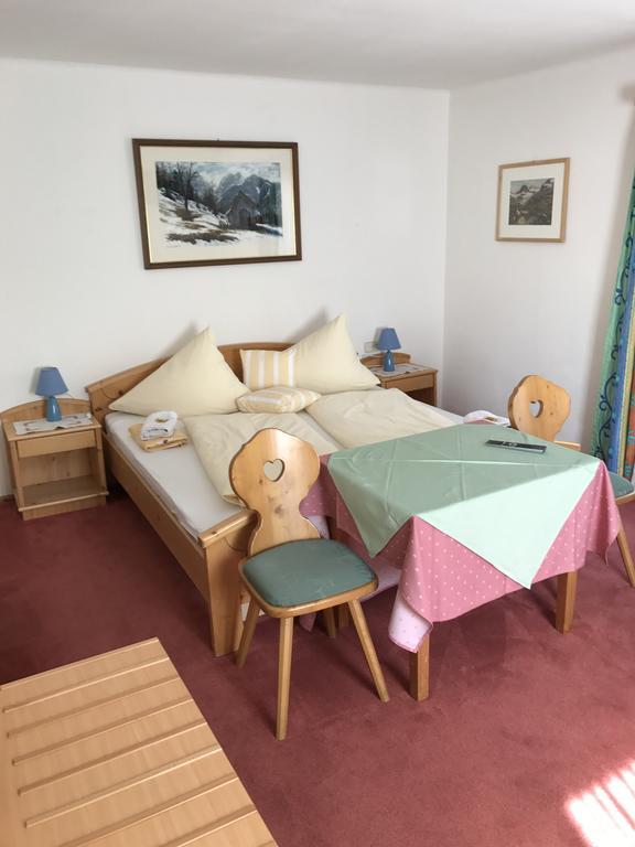 Landhaus Alpenrose - Feriendomizile Pichler Heiligenblut Bagian luar foto