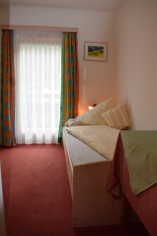 Landhaus Alpenrose - Feriendomizile Pichler Heiligenblut Bagian luar foto